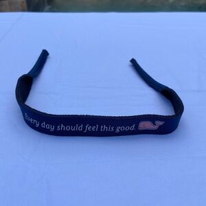 Vineyard Vines crookies.  Never used.